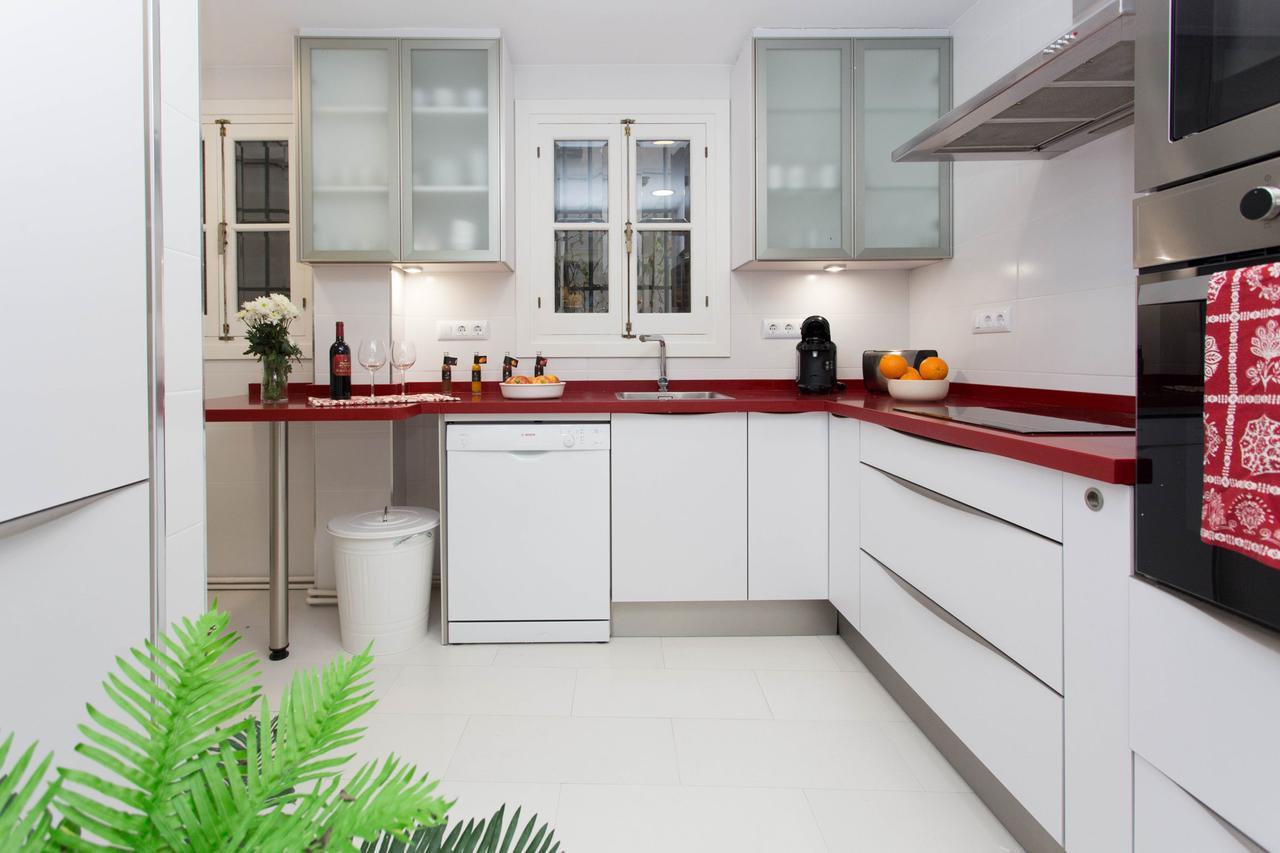 Svq Apartments - Patio Santa Cruz 세비야 외부 사진