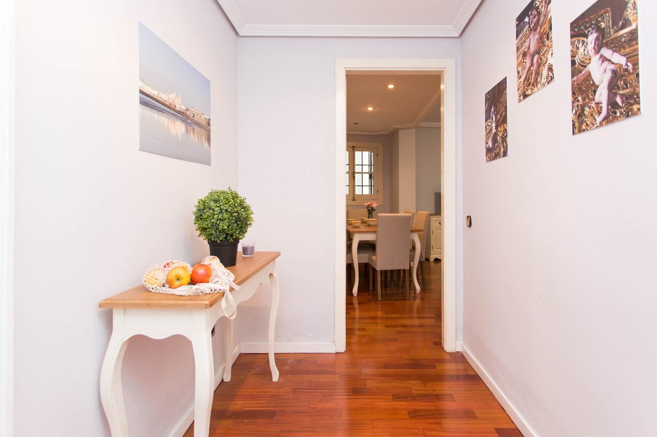 Svq Apartments - Patio Santa Cruz 세비야 외부 사진